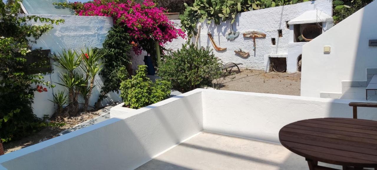Pente Elies Milos Pollonia Exterior foto
